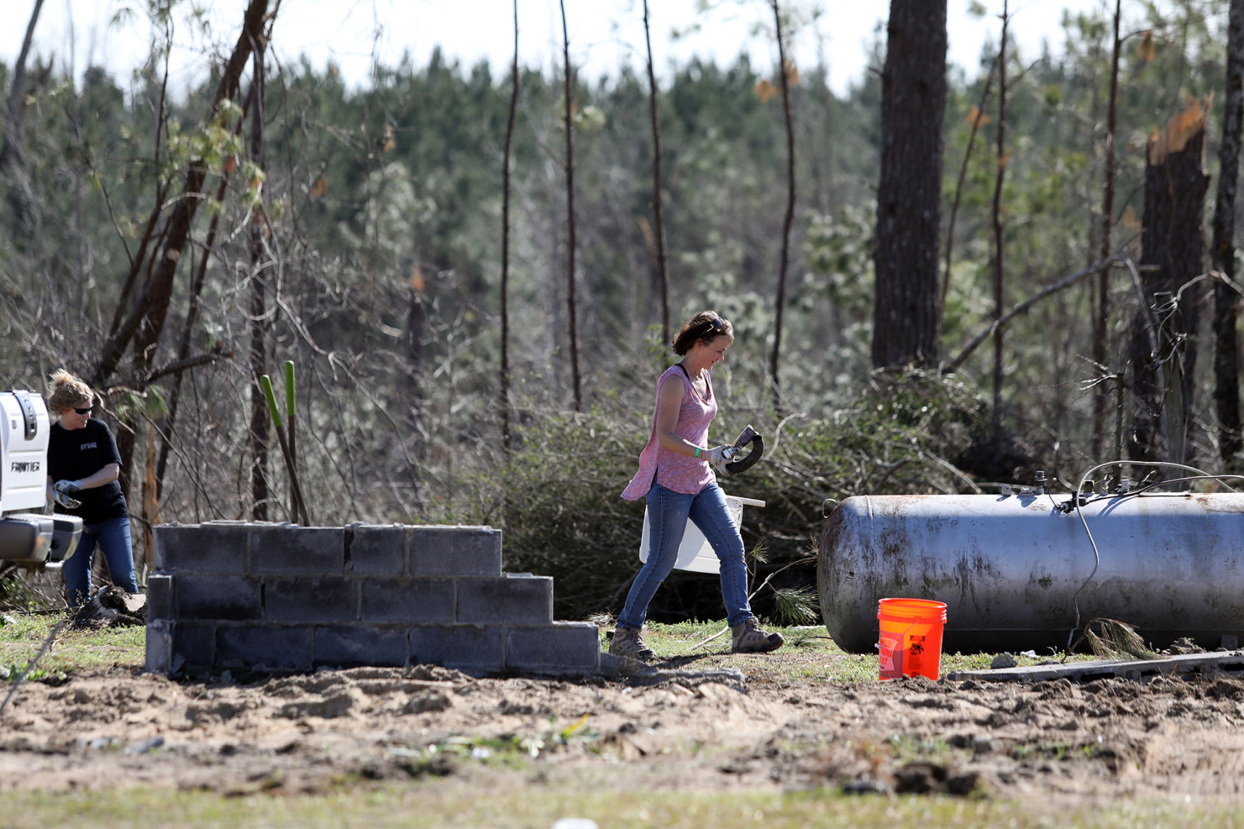 Clean up on Lee County Road 39